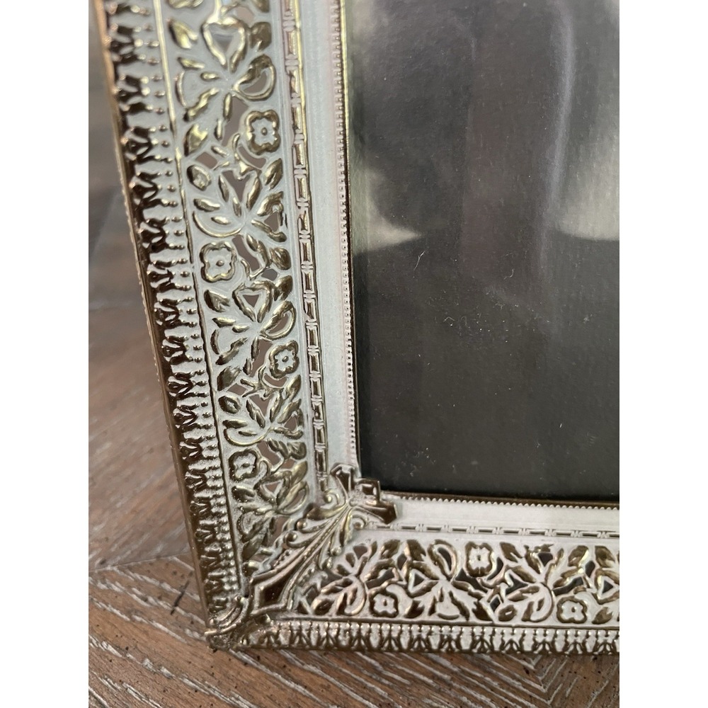 Vtg Ornate Gold White Tone Filigree Flower Embellished Picture Photo Frame  5x7 - Picture 6 of 12
